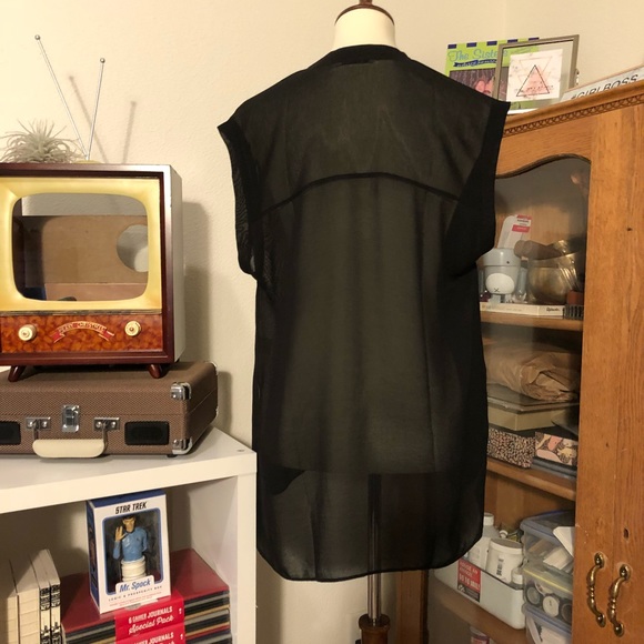 T by Alexander Wang sheer v neck top - Picture 3 of 7